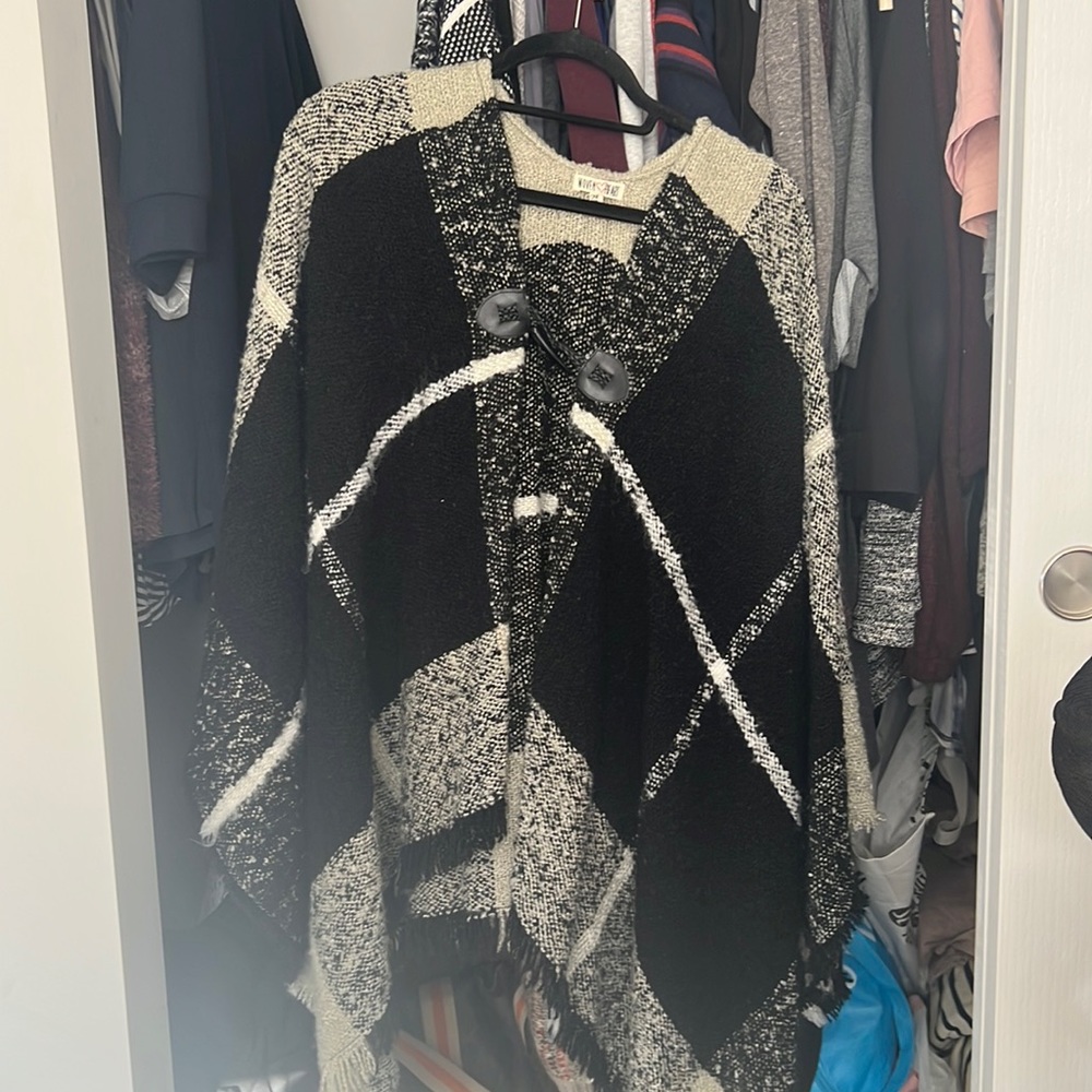 Poncho, Woven Heart